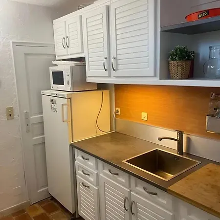 Apartment Cosy A Sur De 44 M² Avec Jardin